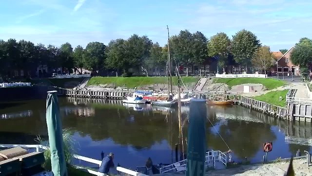 Carolinensiel Marina Boat Traffic