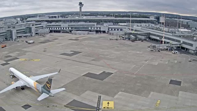 Düsseldorf Airport Runway Action