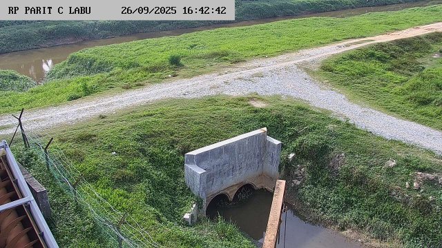 Sepang Sg Labu Canal Panorama
