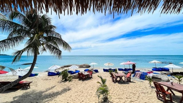 Lamai Beach Koh Samui Shoreline